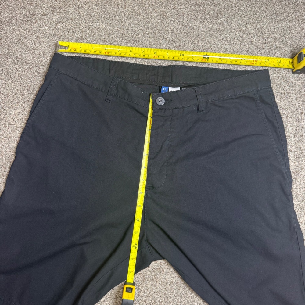 H&M Divided Mens Black Chino Shorts Size 34 Cotton Button Fly Casual Summer - Picture 8 of 9